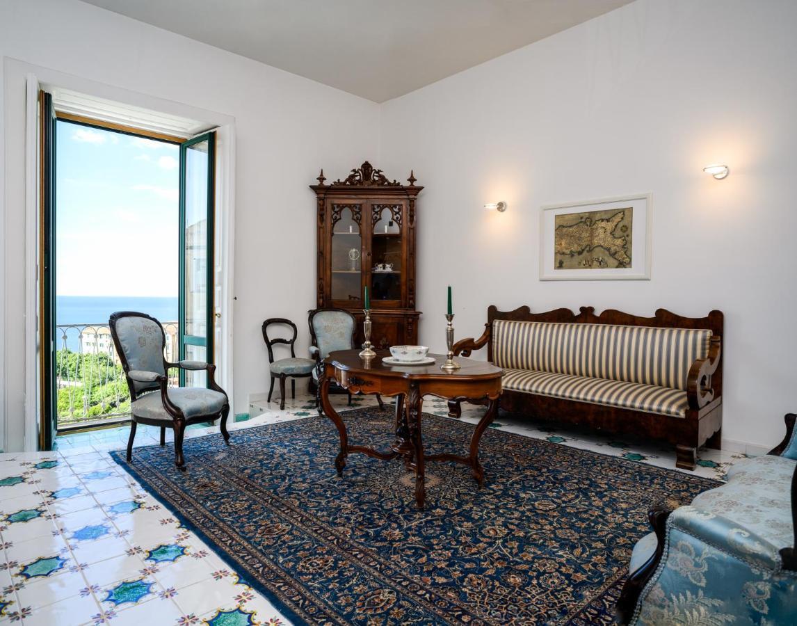 Amalfi Coast Family Luxury Suite Vietri Esterno foto