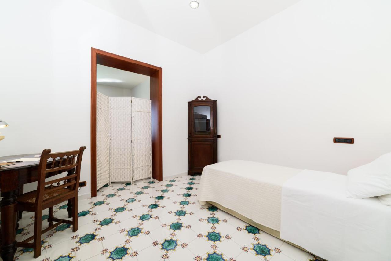 Amalfi Coast Family Luxury Suite Vietri Esterno foto