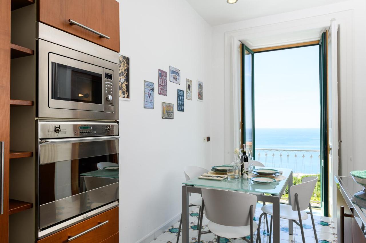 Amalfi Coast Family Luxury Suite Vietri Esterno foto